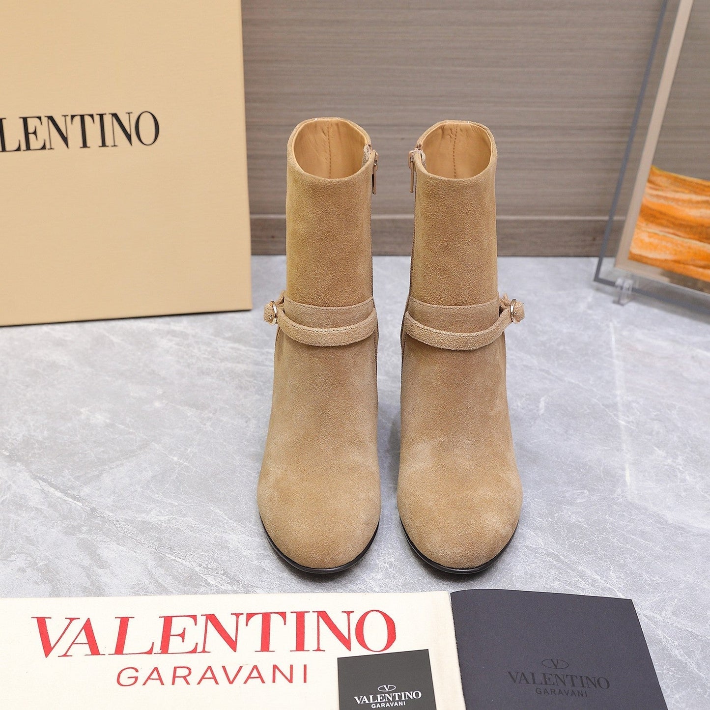 VALENTINO 25S GARAVANI VLOGO LOW BOOTS 80 MM IN LIGHT BROWN SUEDE - 34