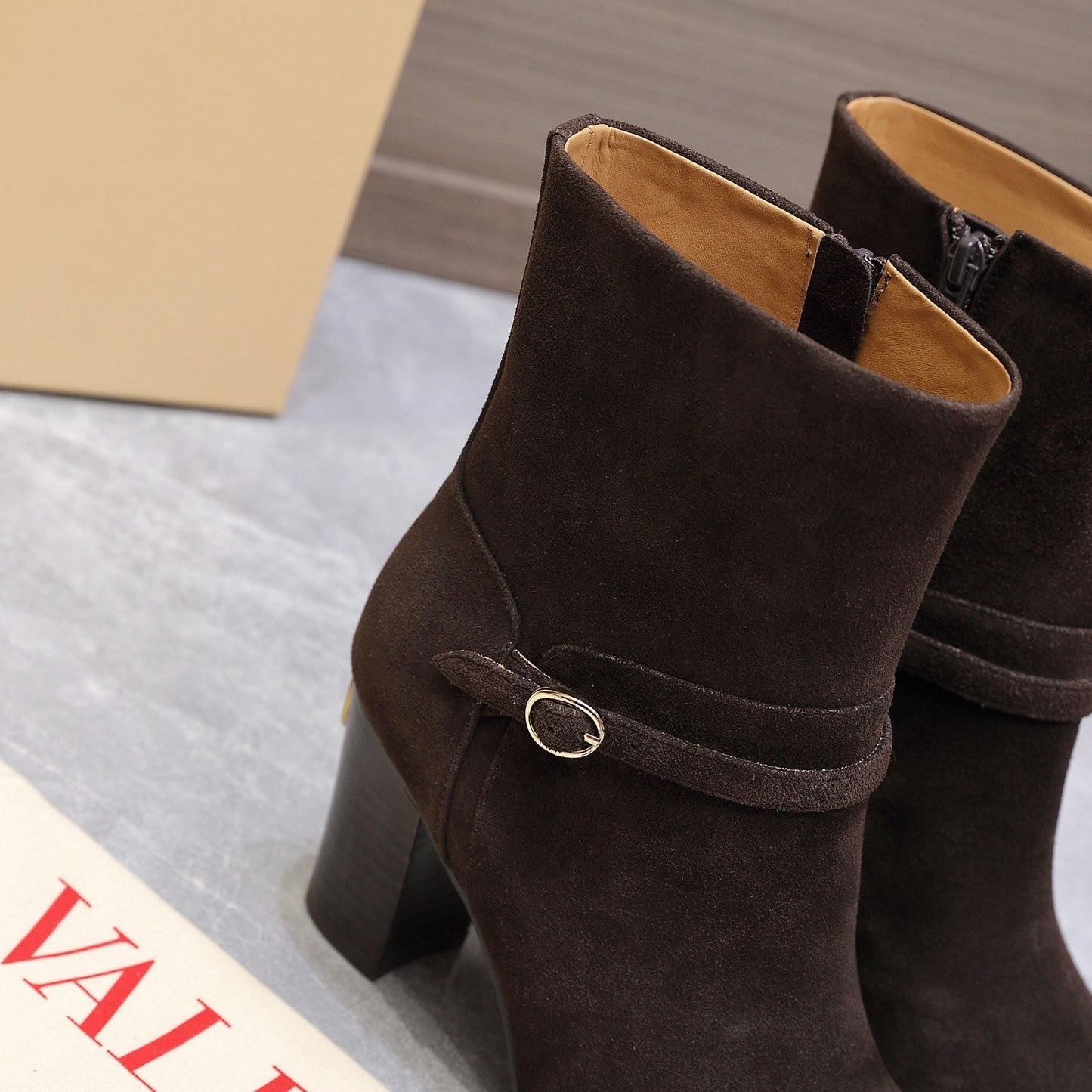 VALENTINO 25S GARAVANI VLOGO LOW BOOTS 80 MM IN DARK BROWN SUEDE - 34