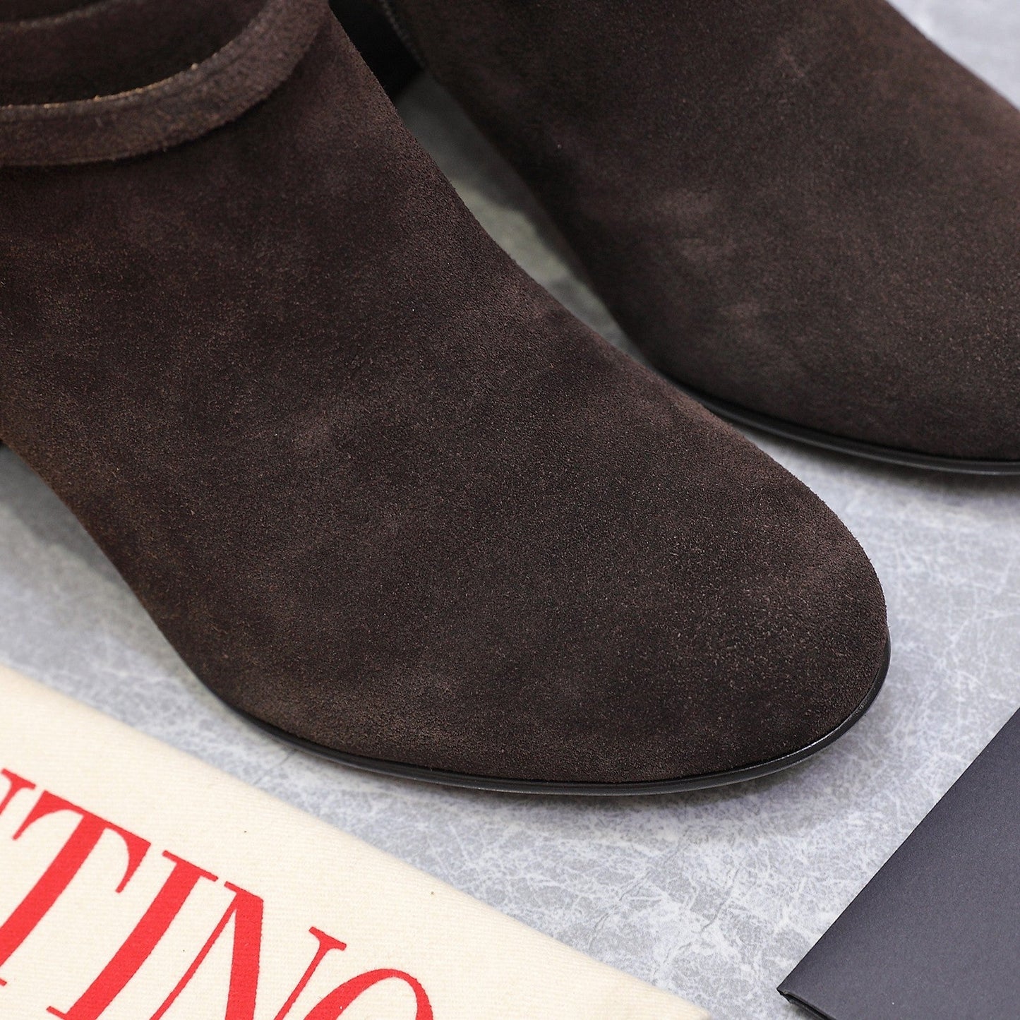 VALENTINO 25S GARAVANI VLOGO LOW BOOTS 80 MM IN DARK BROWN SUEDE - 34