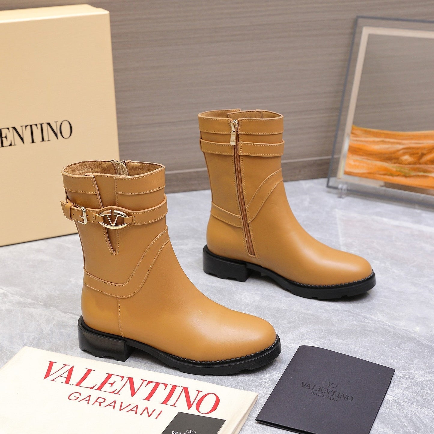 VALENTINO 25S FLAT ANKLE BOOTS IN LIGHT BROWN CALFSKIN - 34