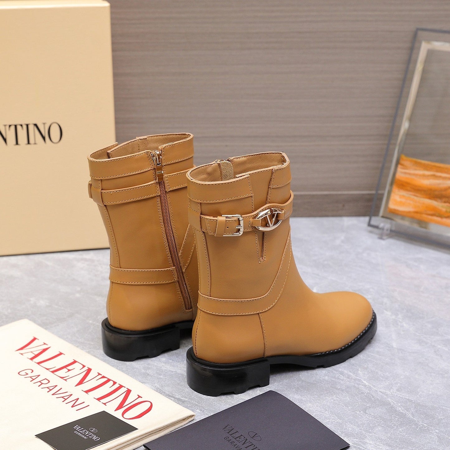 VALENTINO 25S FLAT ANKLE BOOTS IN LIGHT BROWN CALFSKIN - 34
