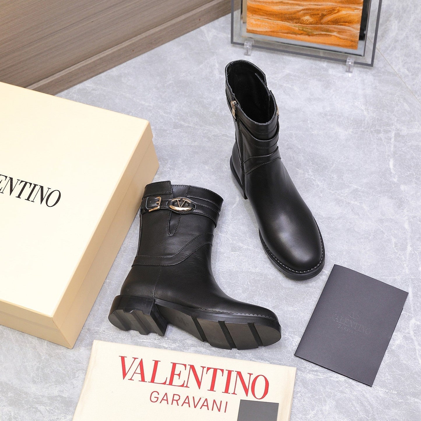 VALENTINO 25S FLAT ANKLE BOOTS IN BLACK CALFSKIN - 34