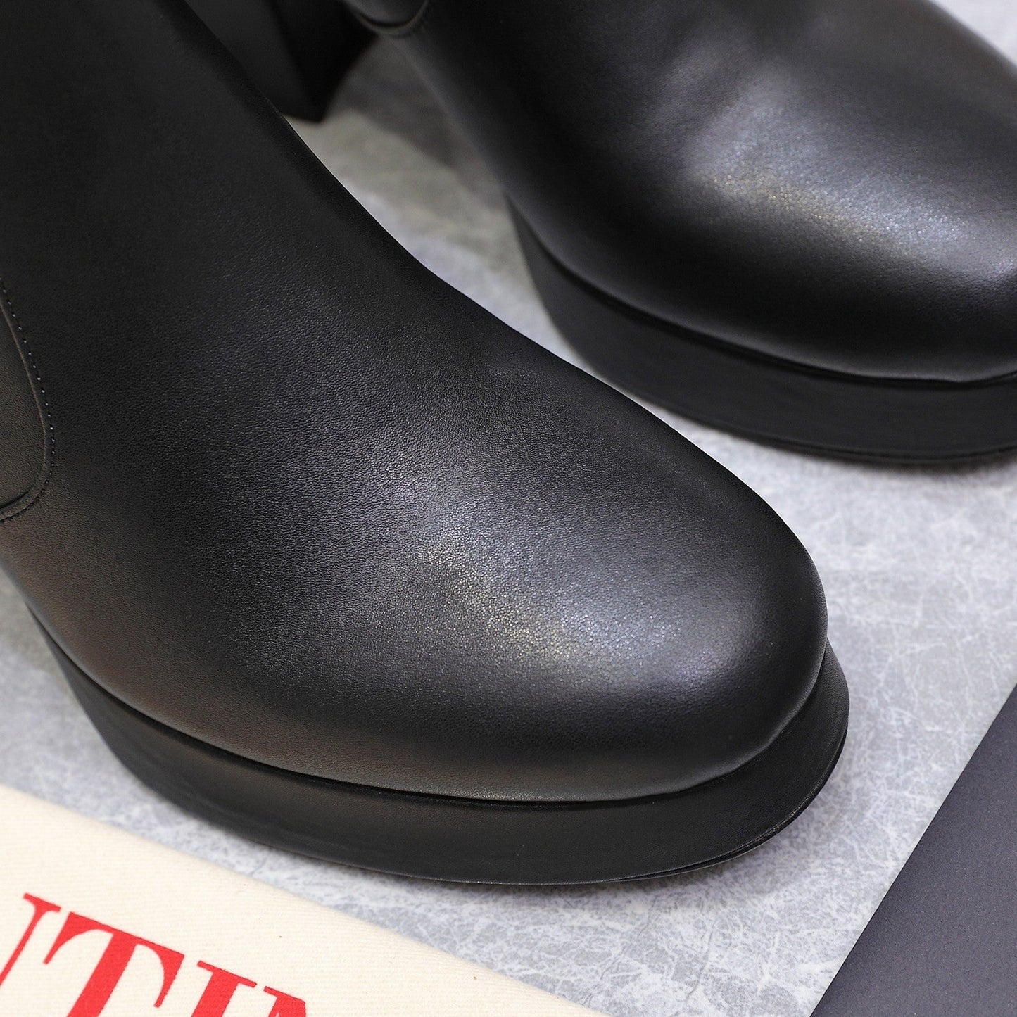 VALENTINO 25S ANKLE BOOTS WITH ZIPPER 90 MM IN BLACK CALFSKIN - 35