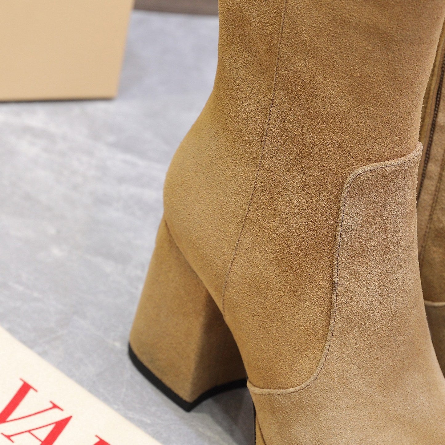 VALENTINO 25S ANKLE BOOTS WITH ZIPPER 90 MM IN LIGHT BROWN SUEDE - 35