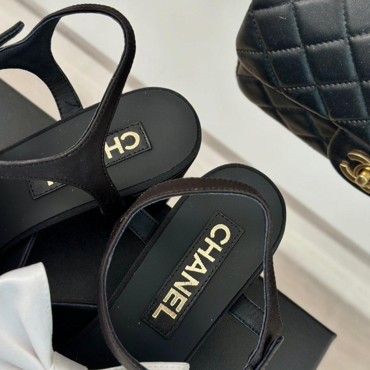 Double CC Big Bow High Sandal Sheepskin Black White - 35