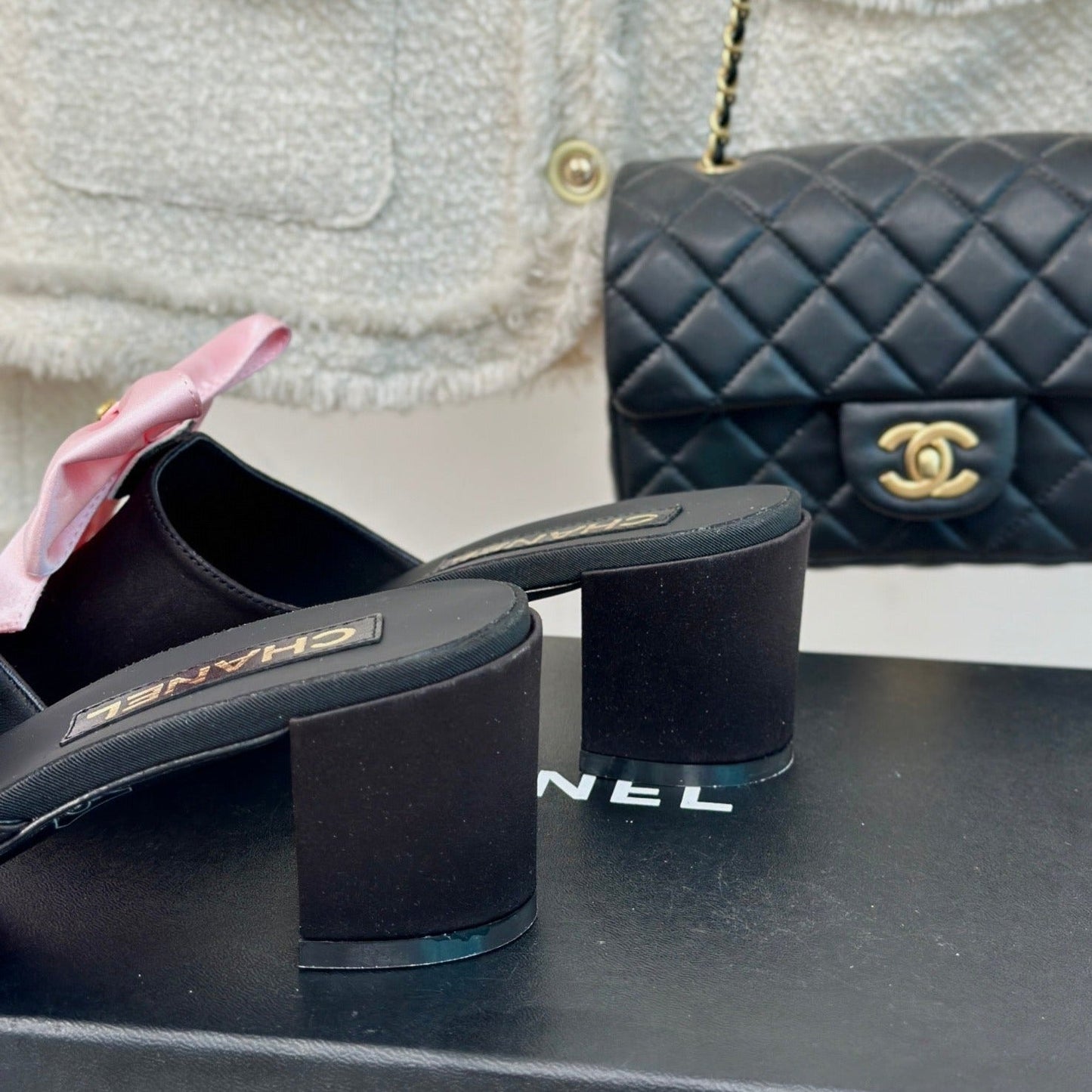 Double CC Big Bow High Heels Sheepskin Light Pink / Black - 35