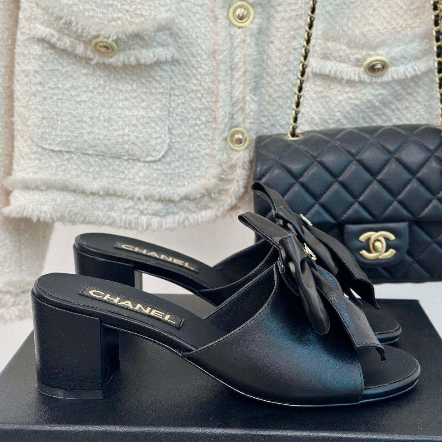 Double CC Big Bow High Heels Sheepskin Black - 35