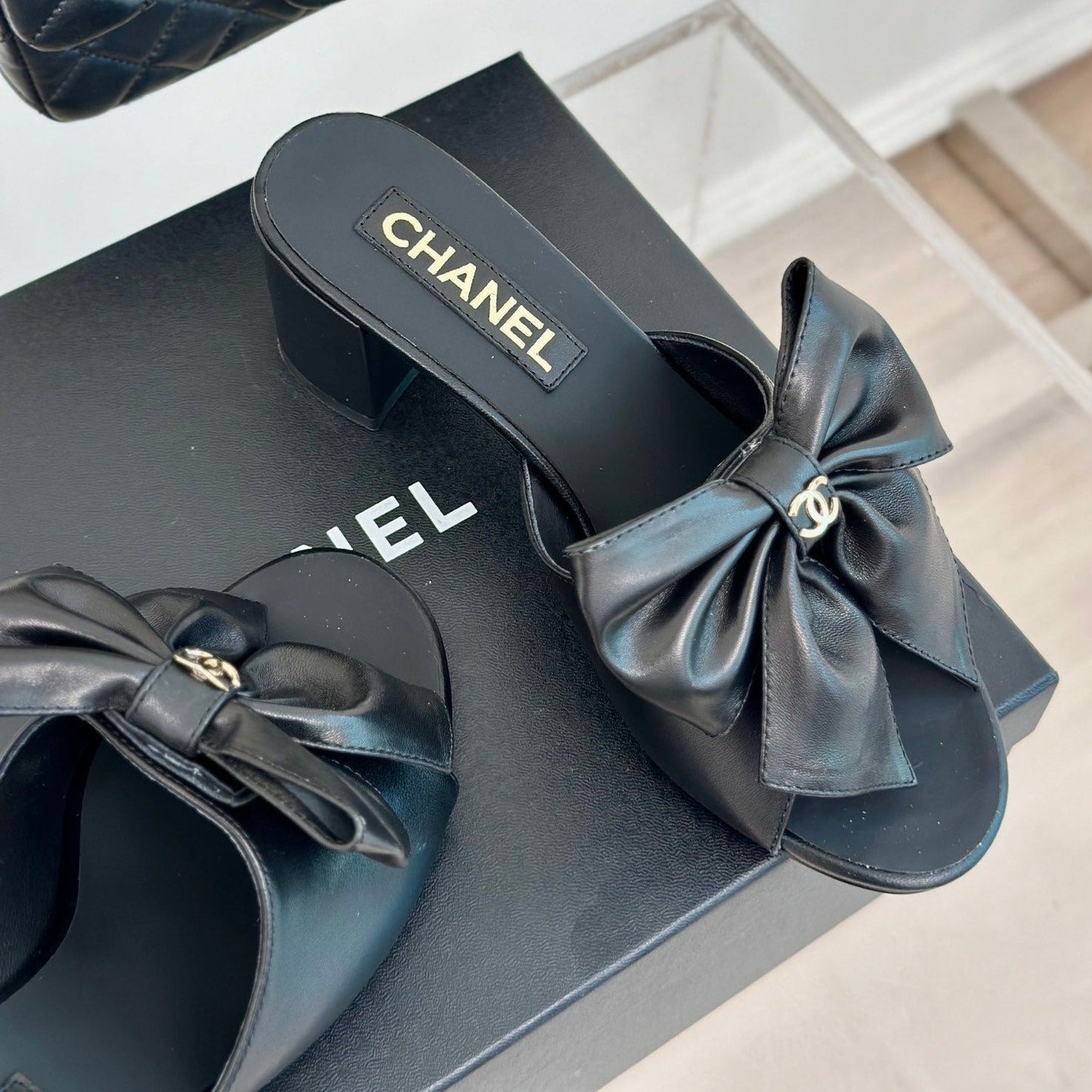 Double CC Big Bow High Heels Sheepskin Black - 35