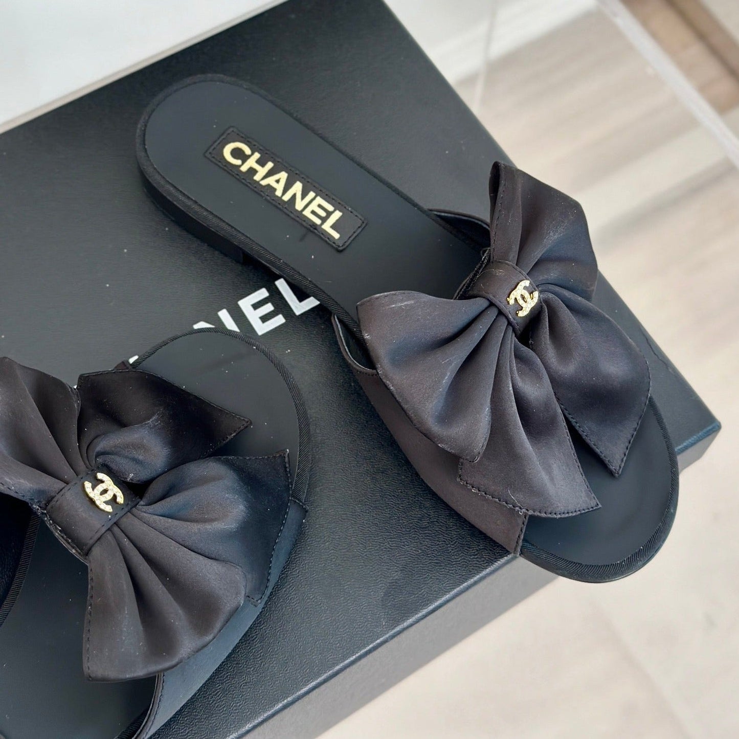 Double CC big bow flat sandals Sheepskin Black - 35
