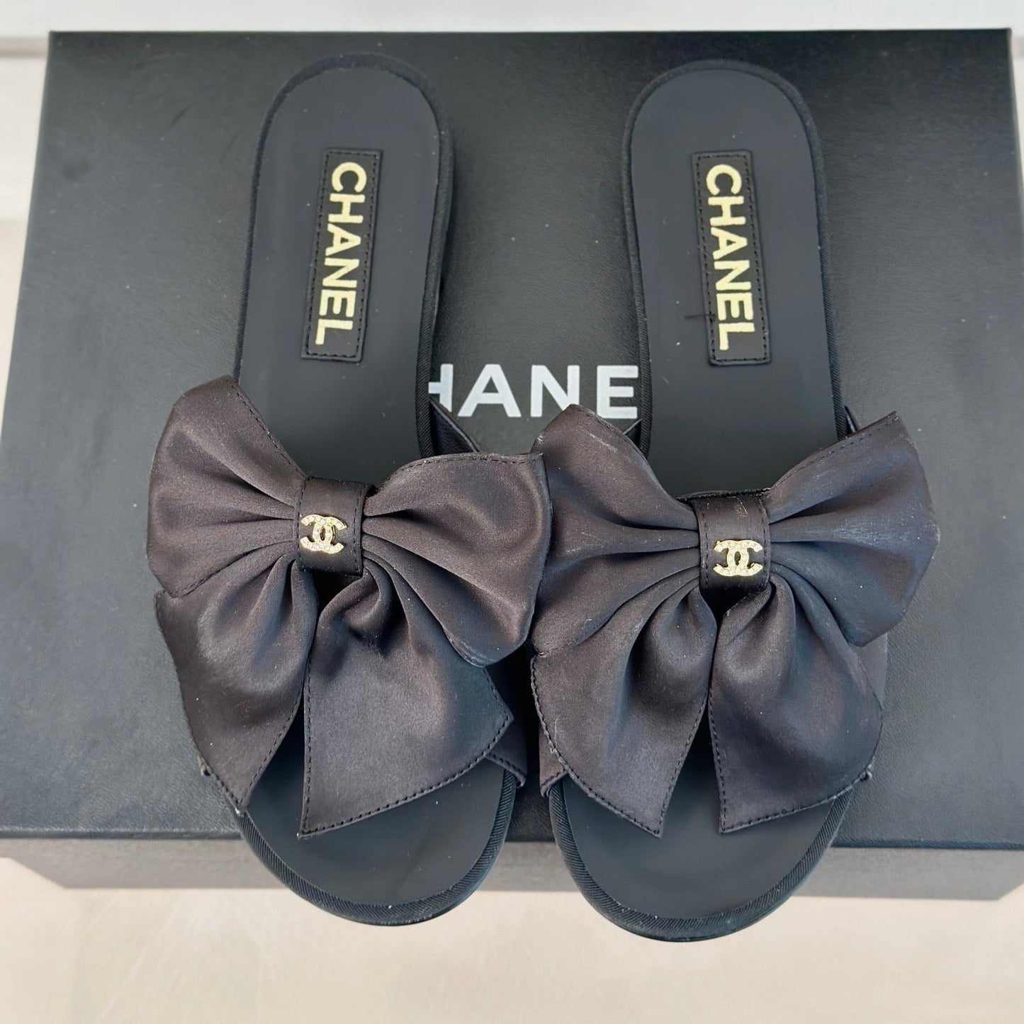 Double CC big bow flat sandals Sheepskin Black - 35