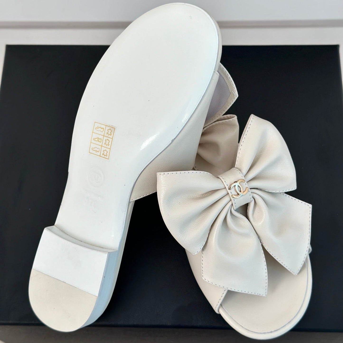 Double CC big bow flat sandals Sheepskin White Cream - 35