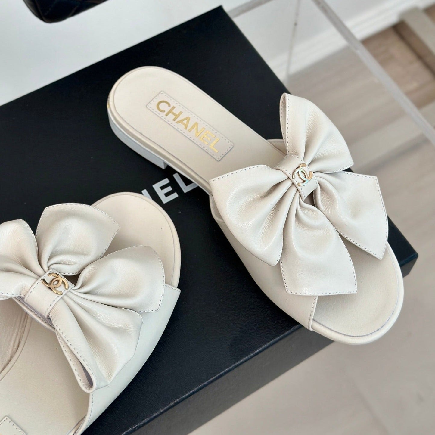 Double CC big bow flat sandals Sheepskin White Cream - 35