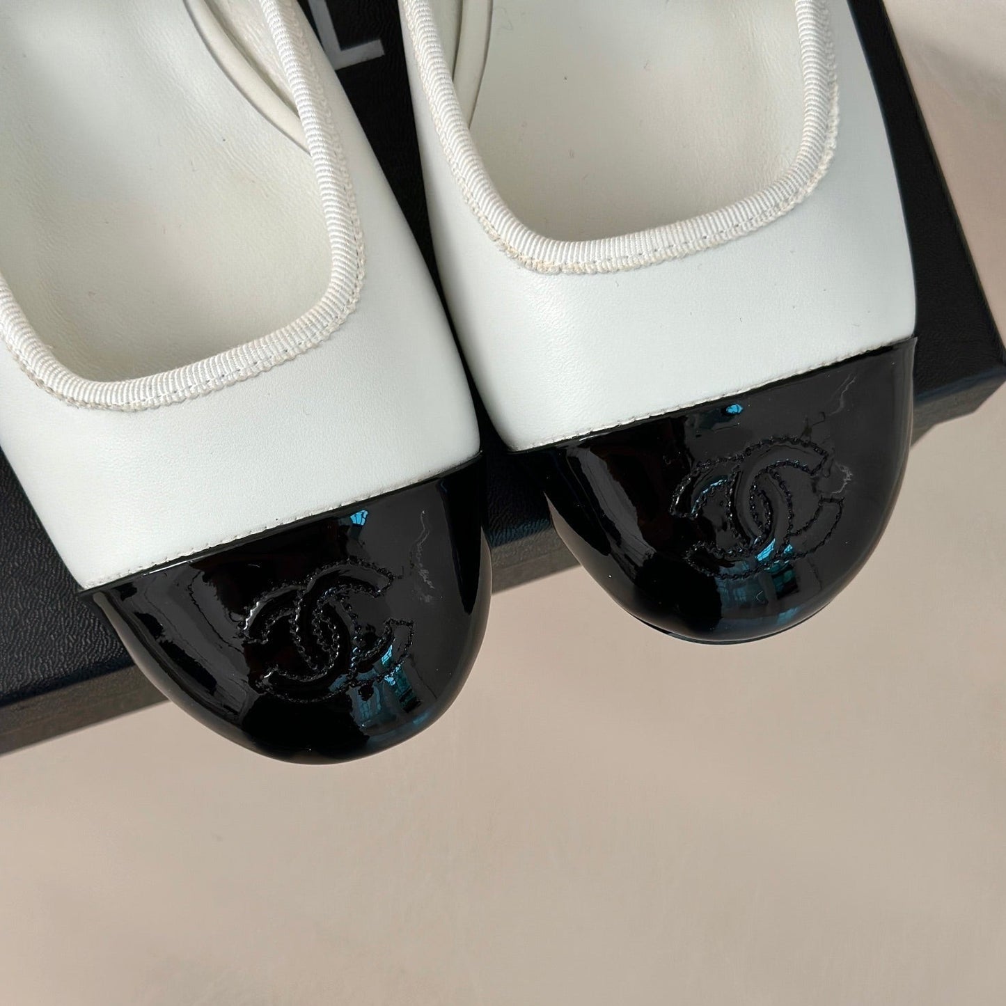 Double C Two-Tone Chain Mules White Lambskin - 35