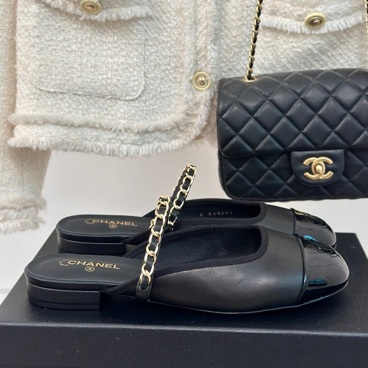 Double C Two-Tone Chain Mules Black Lambskin - 35