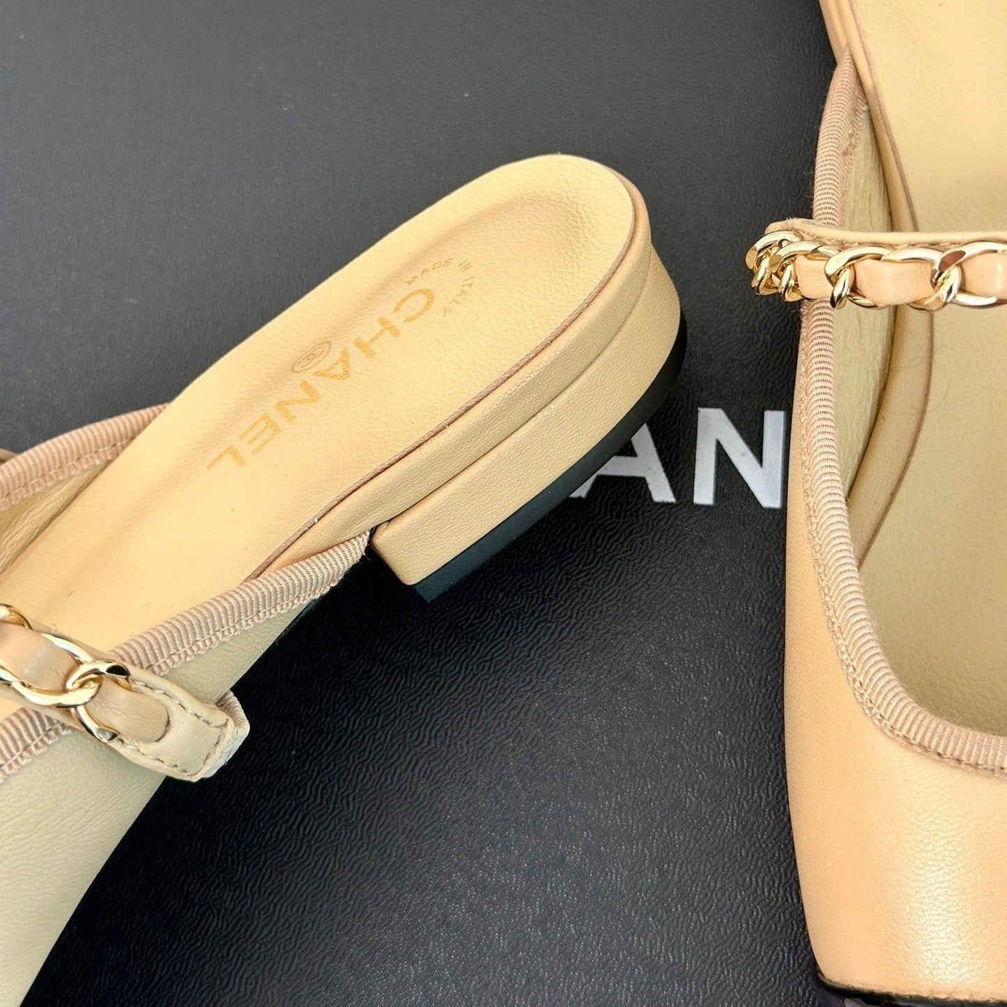 Double C Two-Tone Chain Mules Dark Cream Lambskin - 35
