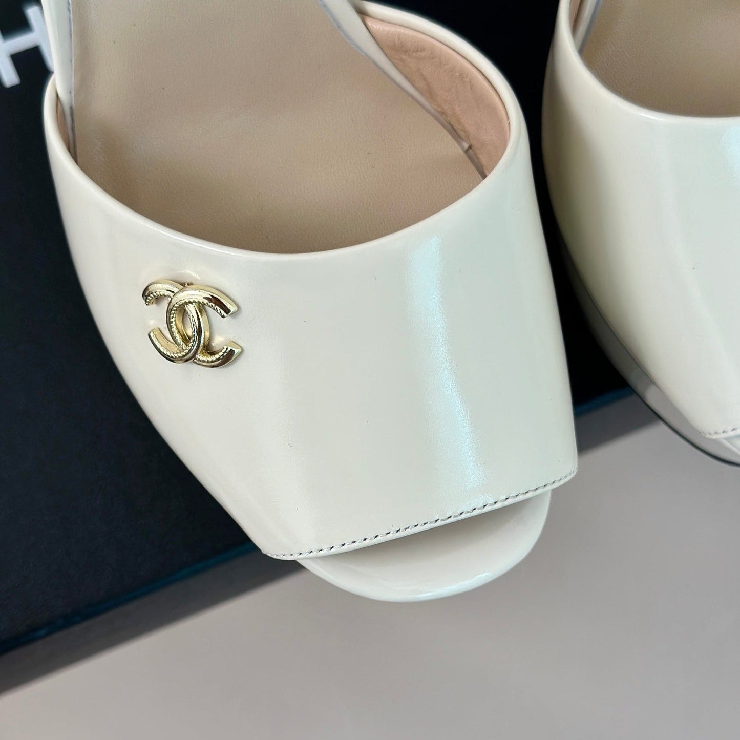 Double C High Heel Sandals Beige Cream Leather - 35