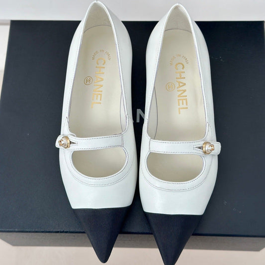 Double C Milan Runway Pointed Toe Mary Jane Shoes White Black Lambskin - 35