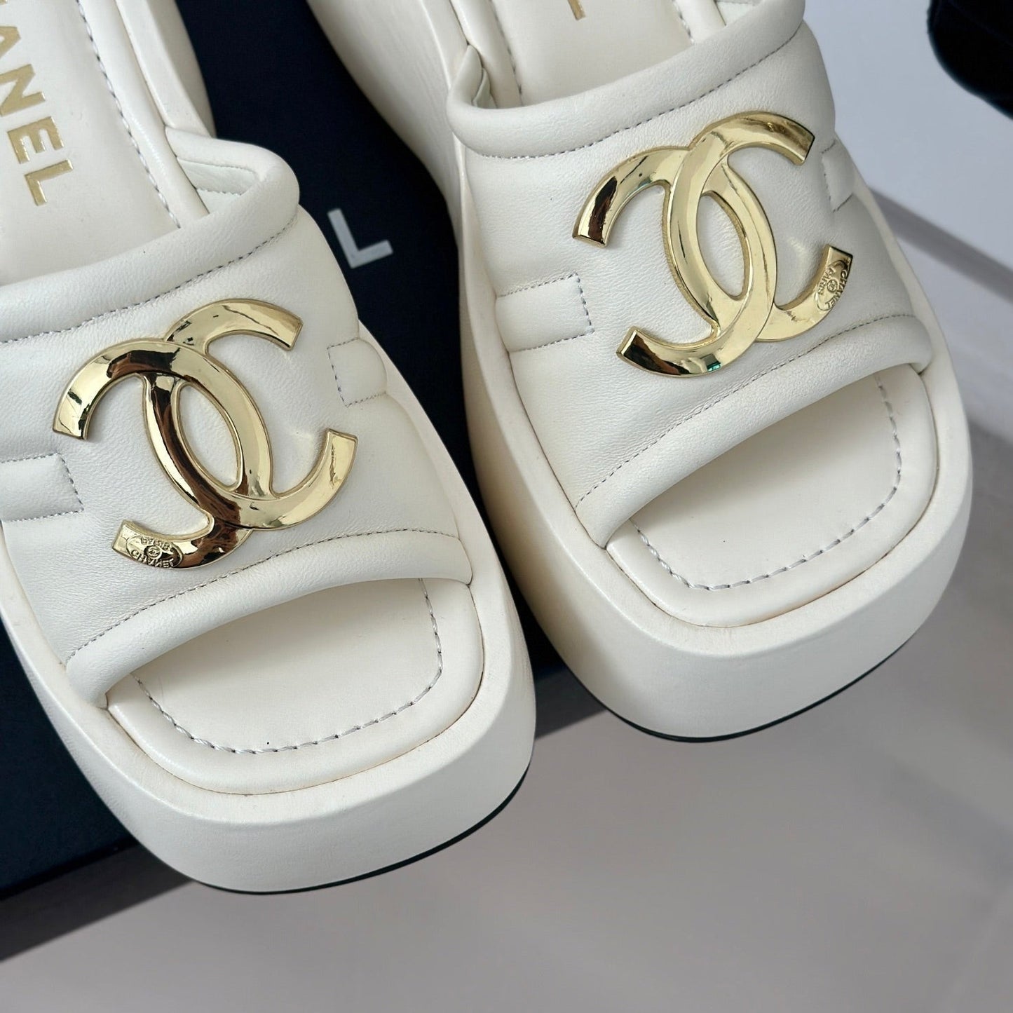 Large Double C Platform Slippers White - 35