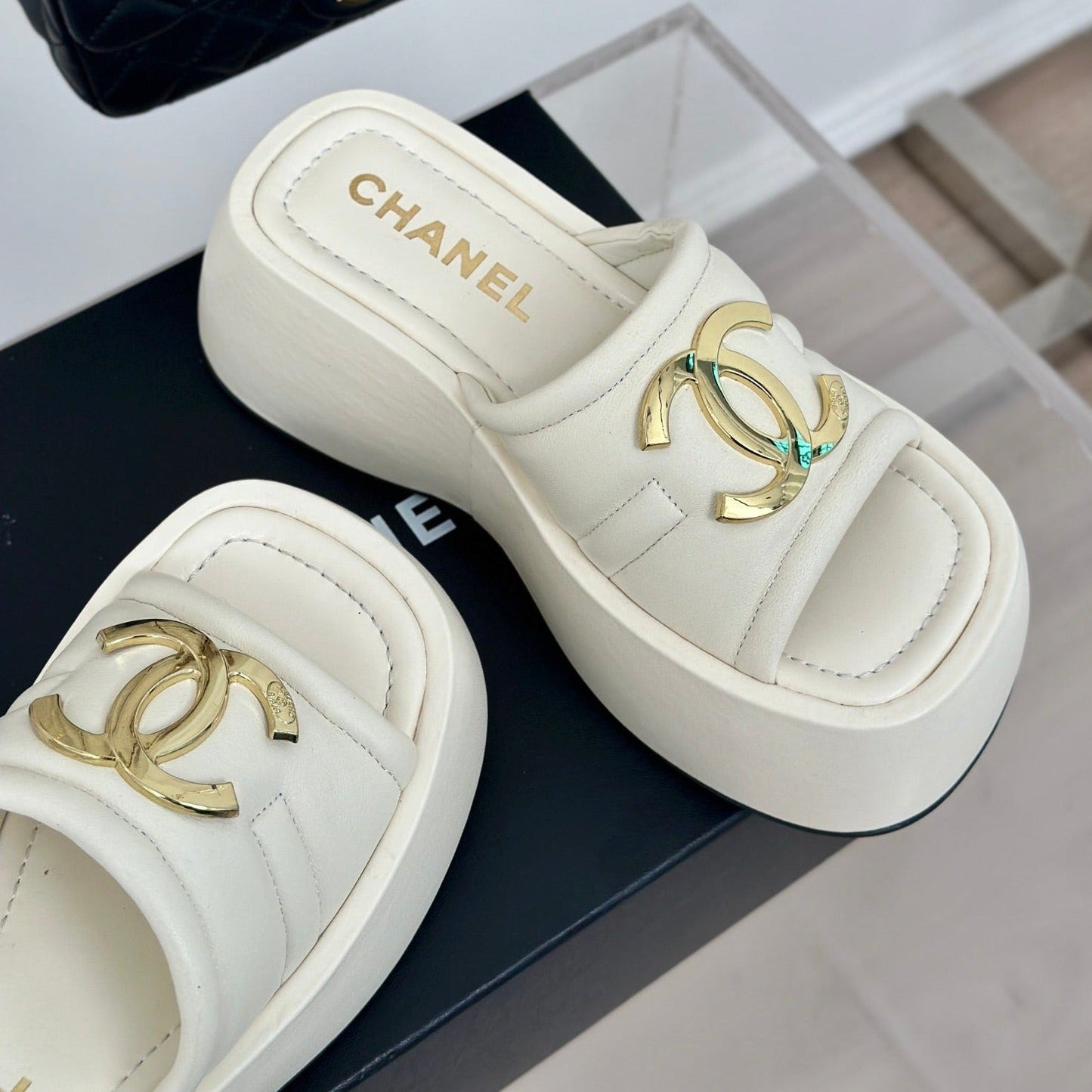 Large Double C Platform Slippers White - 35