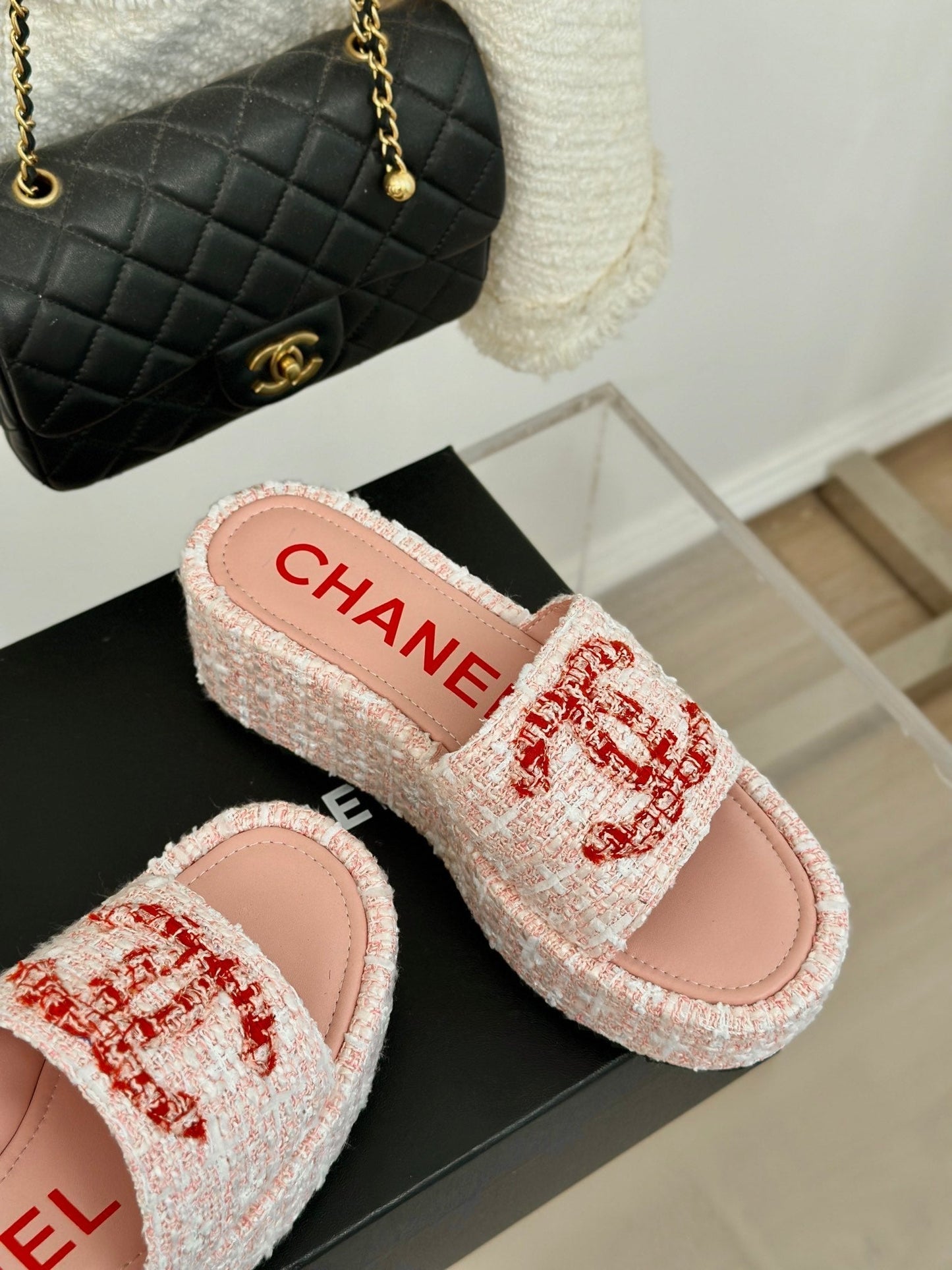 CLASSIC SLIPPERS THICK SOLE IN LIGHT PINK TWEED - 35