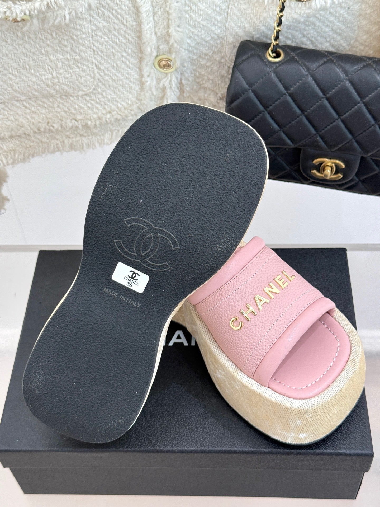 PLATFORM SLIPPERS IN BABY PINK LAMBSKIN - 35