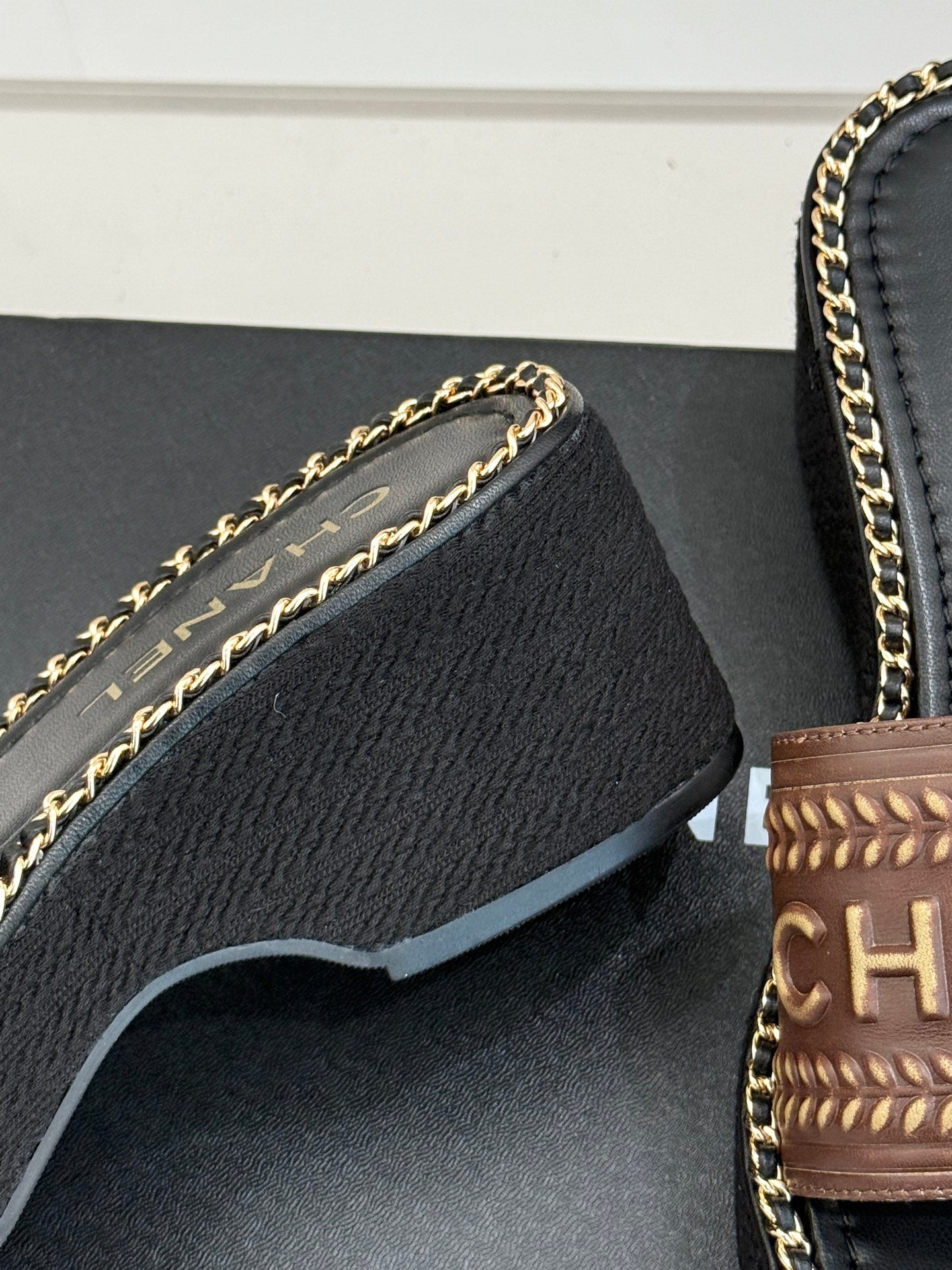 THICK SOLE WEDGE SLIPPERS IN CHOCOLATE BROWN CALFSKIN - 35