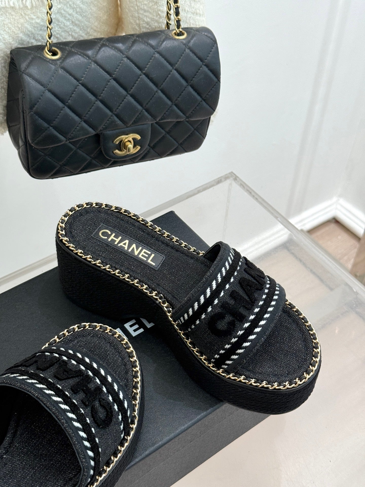 THICK SOLE WEDGE SLIPPERS IN BLACK DENIM FABRIC - 35