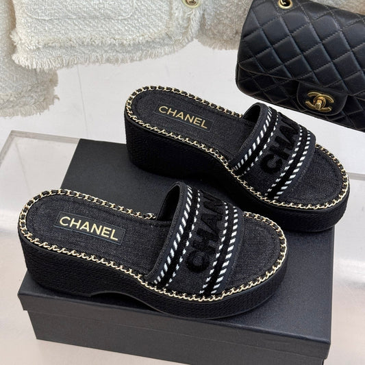 THICK SOLE WEDGE SLIPPERS IN BLACK DENIM FABRIC - 35