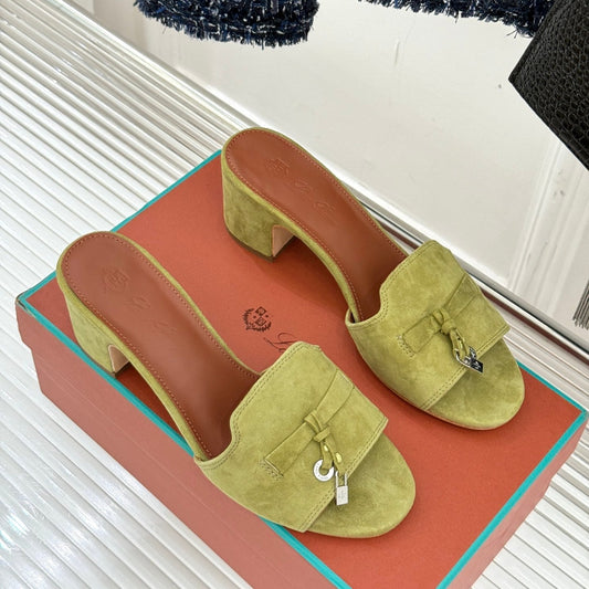 HIGH HEELS IN MOSS YELLOW SUEDE AND LAMBSKIN - 35