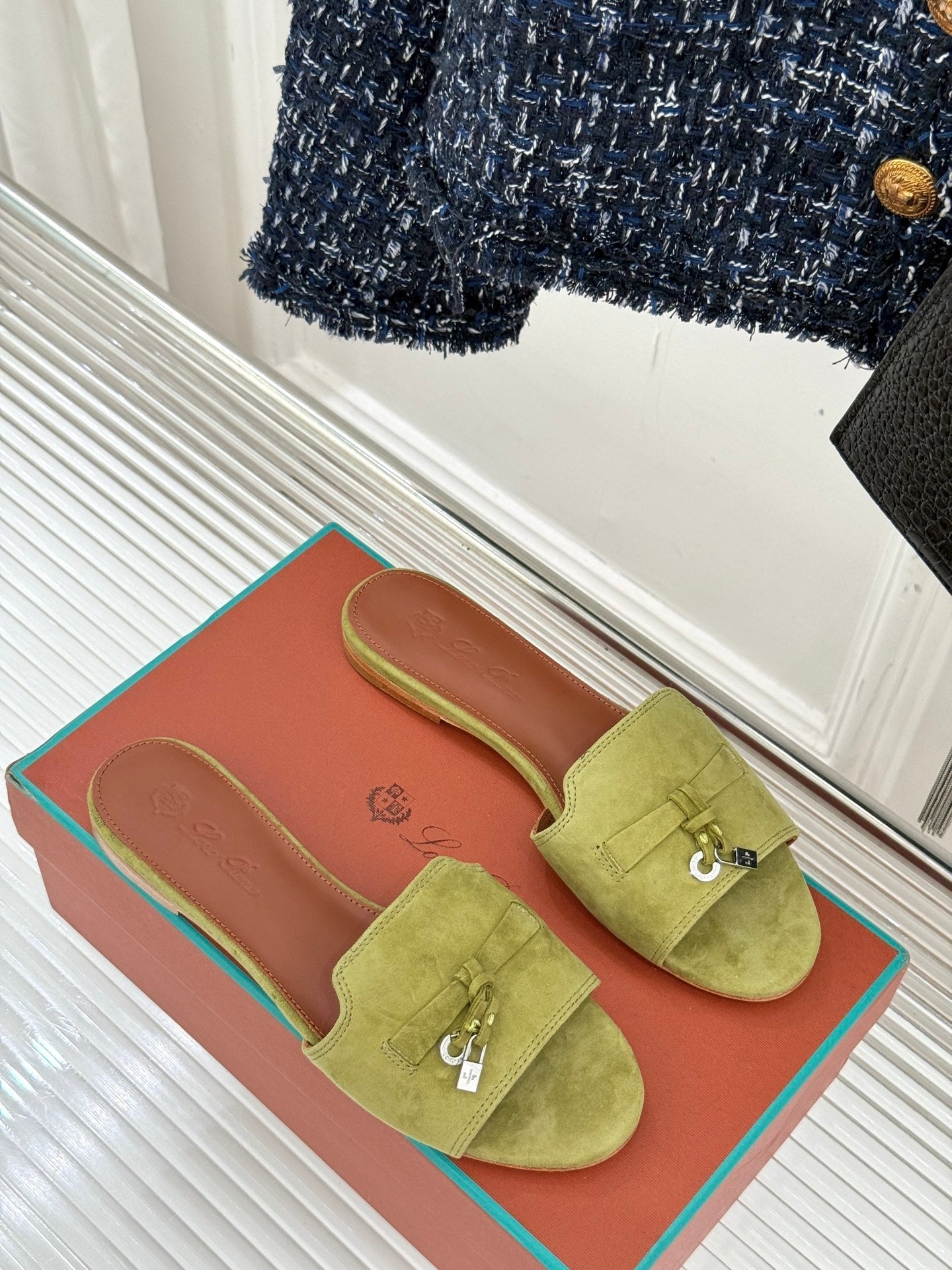 FLAT SANDALS IN MOSS YELLOW SUEDE AND LAMBSKIN - 35
