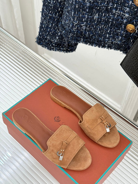 FLAT SANDALS IN BROWN SUEDE AND LAMBSKIN - 35