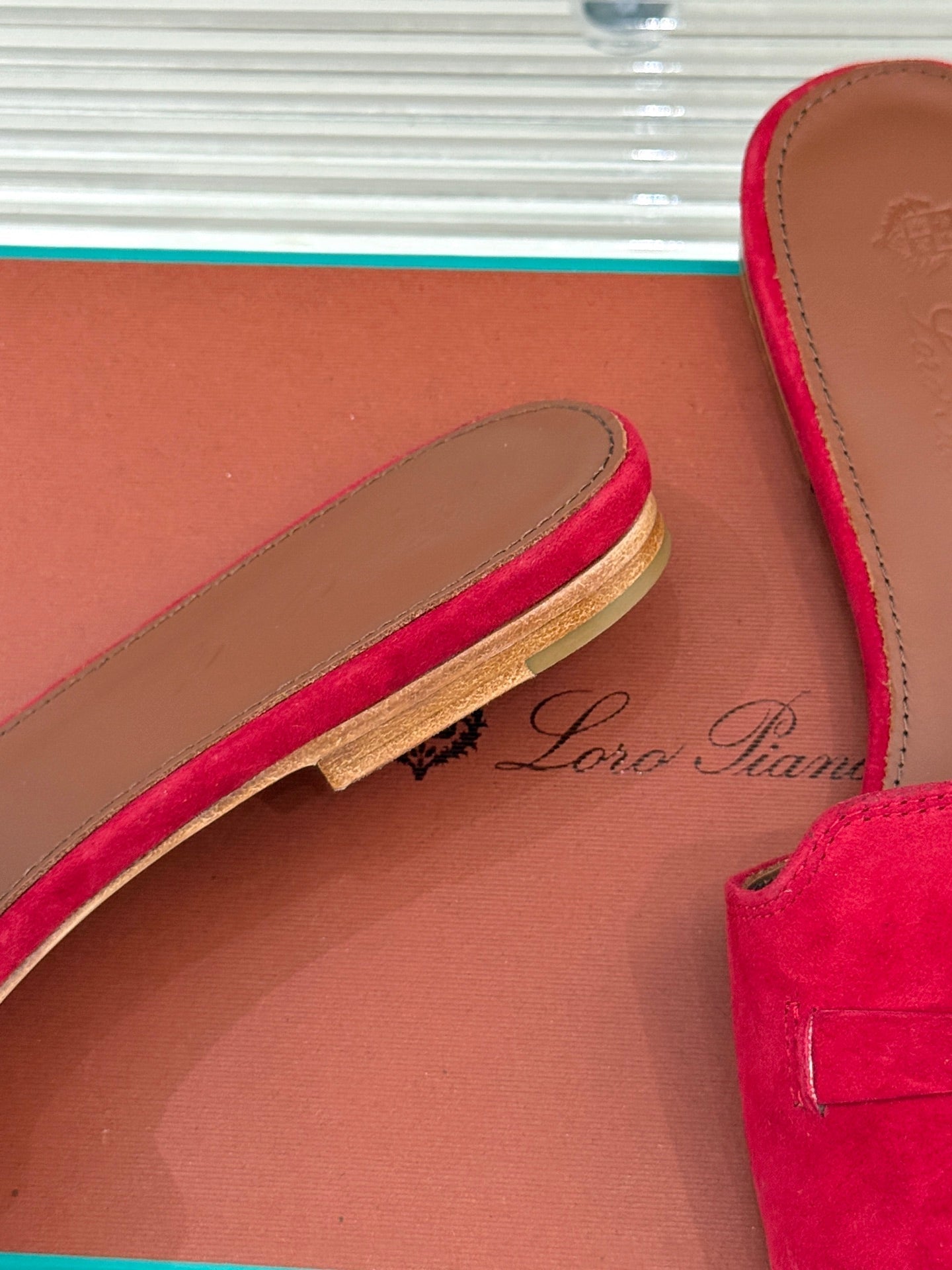 FLAT SANDALS IN RED SUEDE AND LAMBSKIN - 35