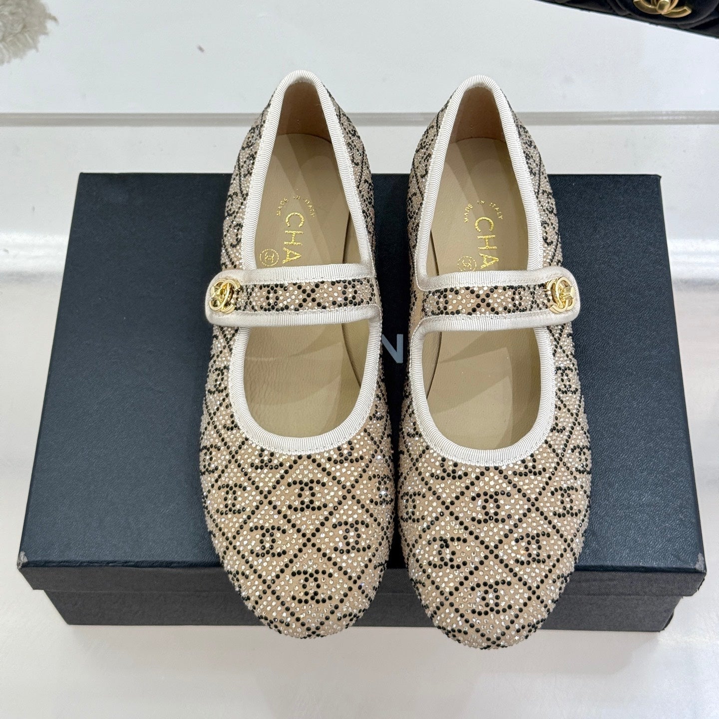 CC FLAT MARY JANE 25SS IN BEIGE EMBELLISHED WITH RHINESTONES - 35