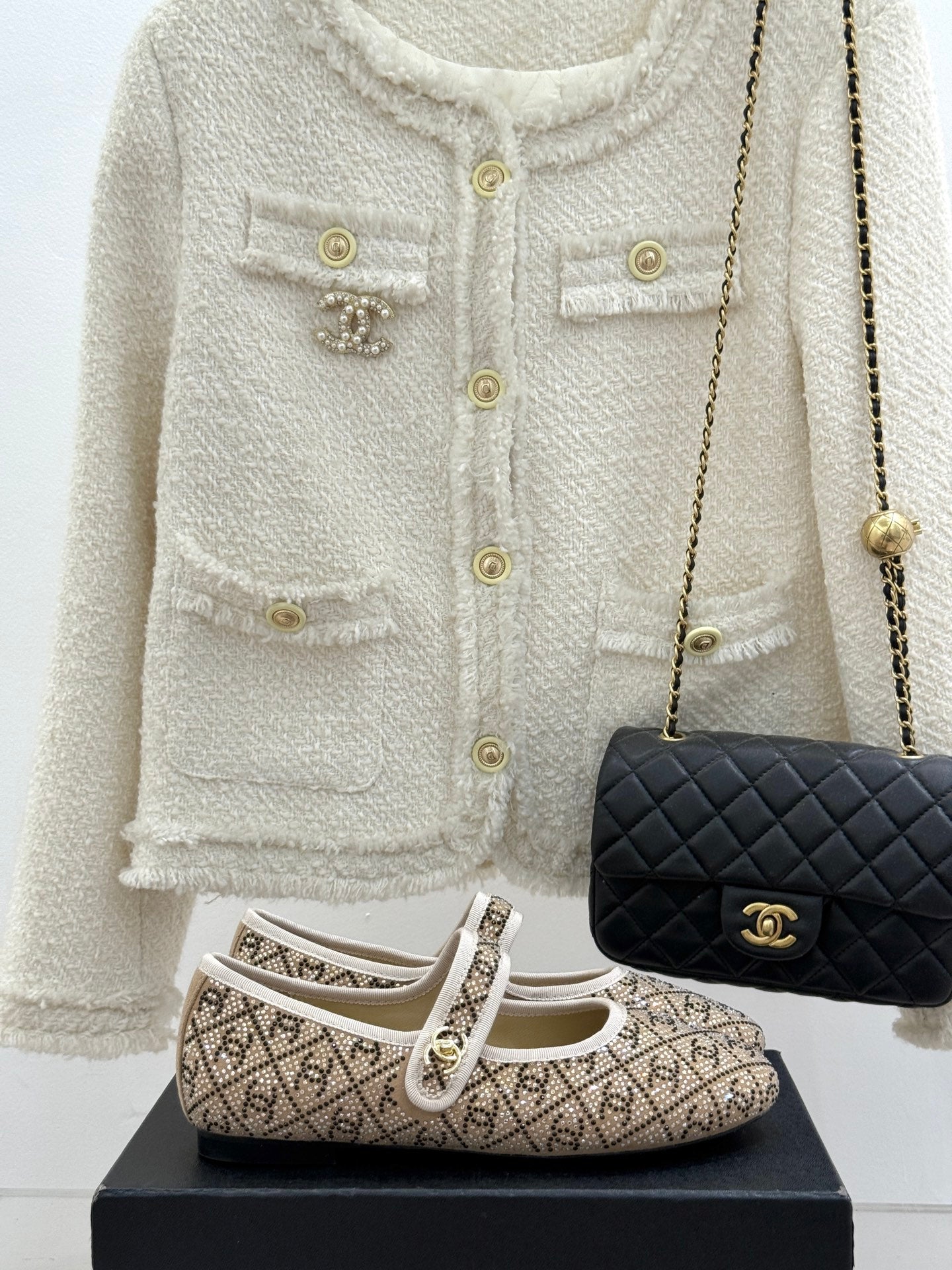 CC FLAT MARY JANE 25SS IN BEIGE EMBELLISHED WITH RHINESTONES - 35