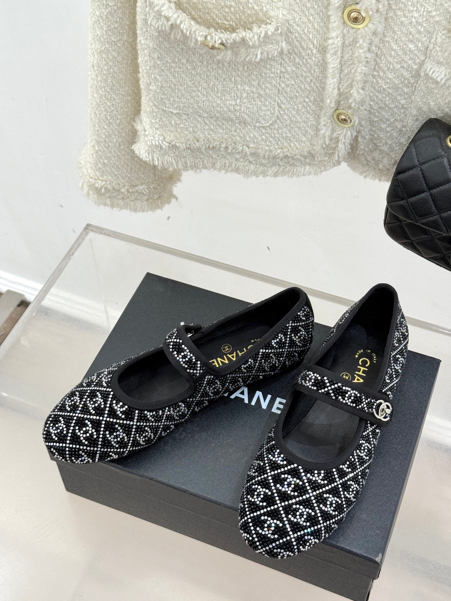 CC FLAT MARY JANE 25SS IN BLACK EMBELLISHED WITH RHINESTONES - 35