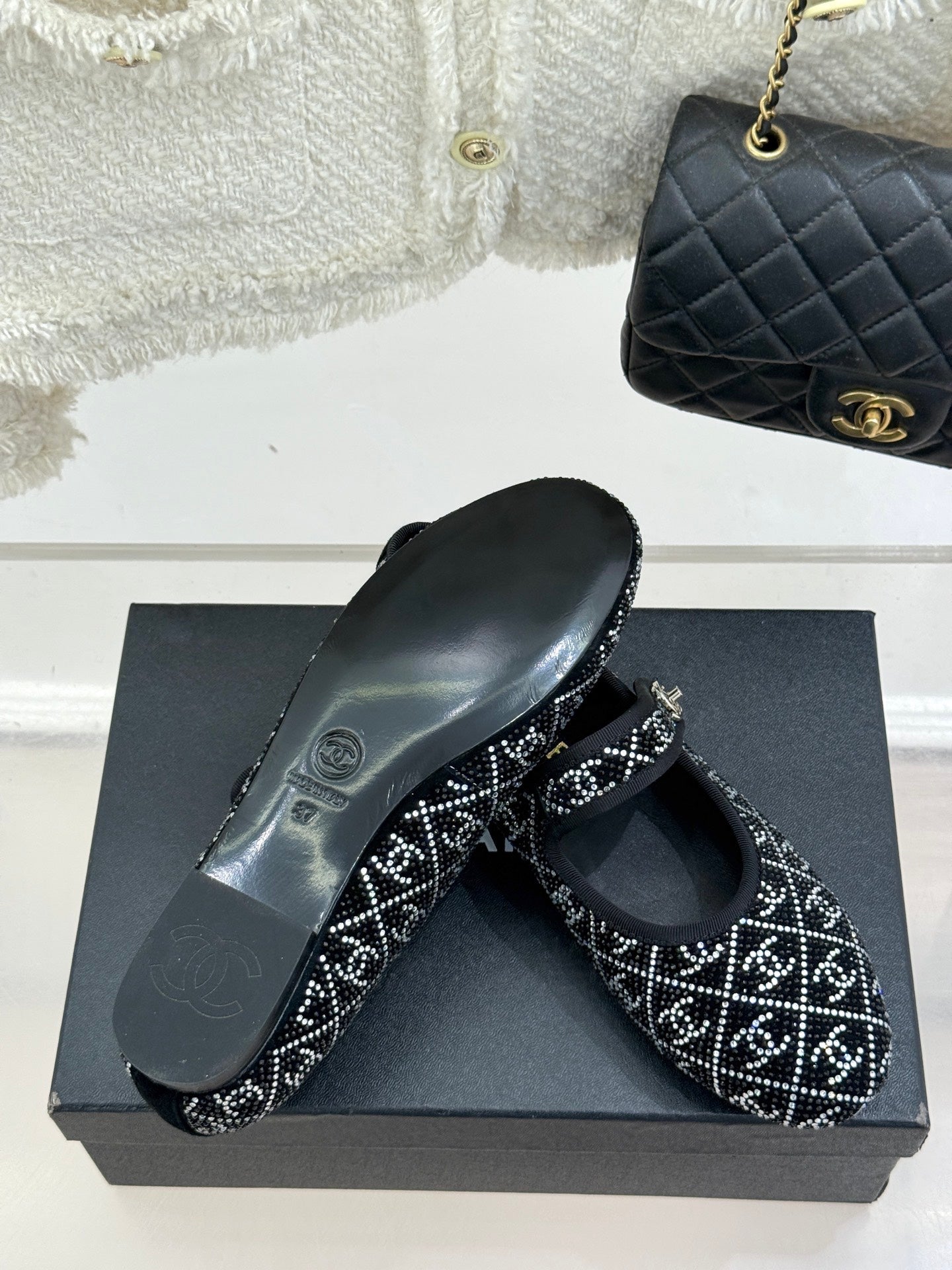 CC FLAT MARY JANE 25SS IN BLACK EMBELLISHED WITH RHINESTONES - 35