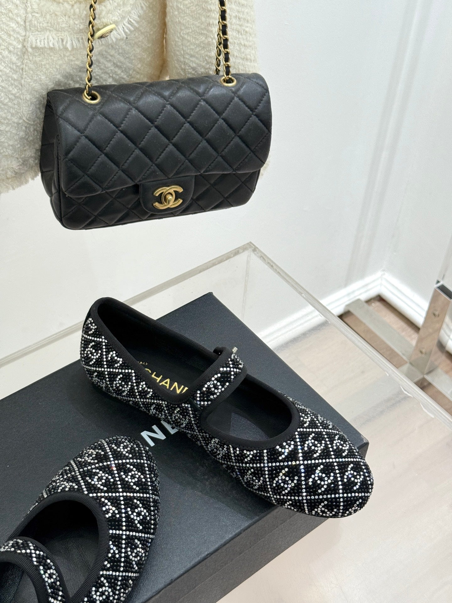 CC FLAT MARY JANE 25SS IN BLACK EMBELLISHED WITH RHINESTONES - 35