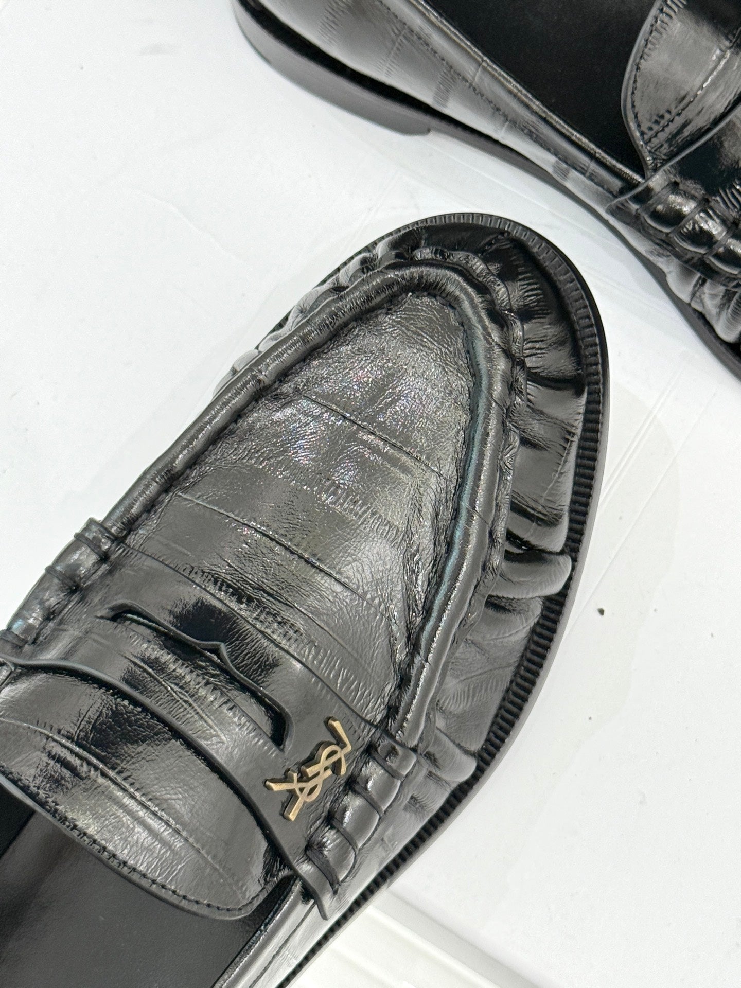 YSL 25S LOAFERS IN BLACK EMBOSSED LAMBSKIN - 35