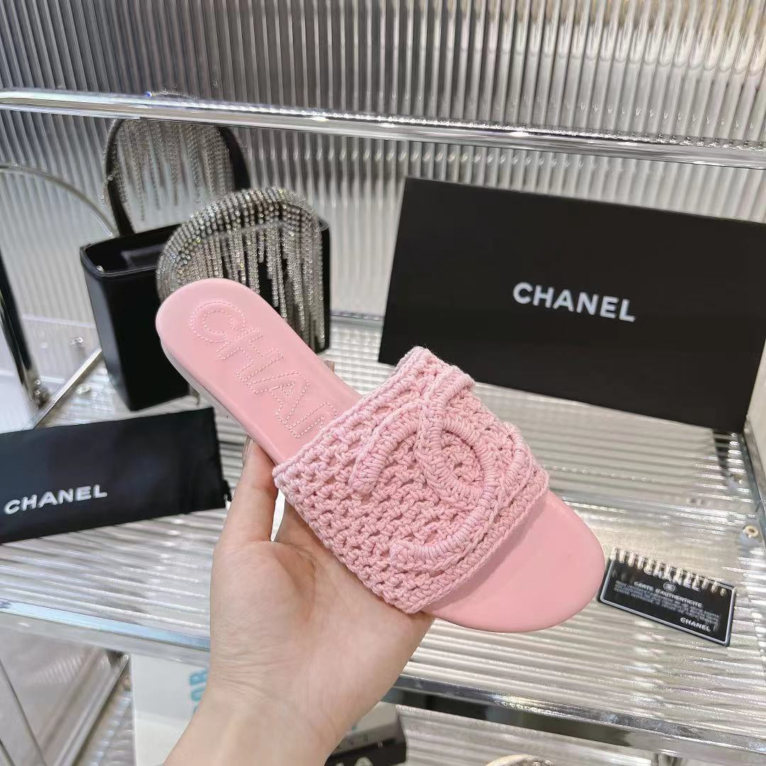 SLIPPERS LIGHT PINK SHEEPSKIN - 35