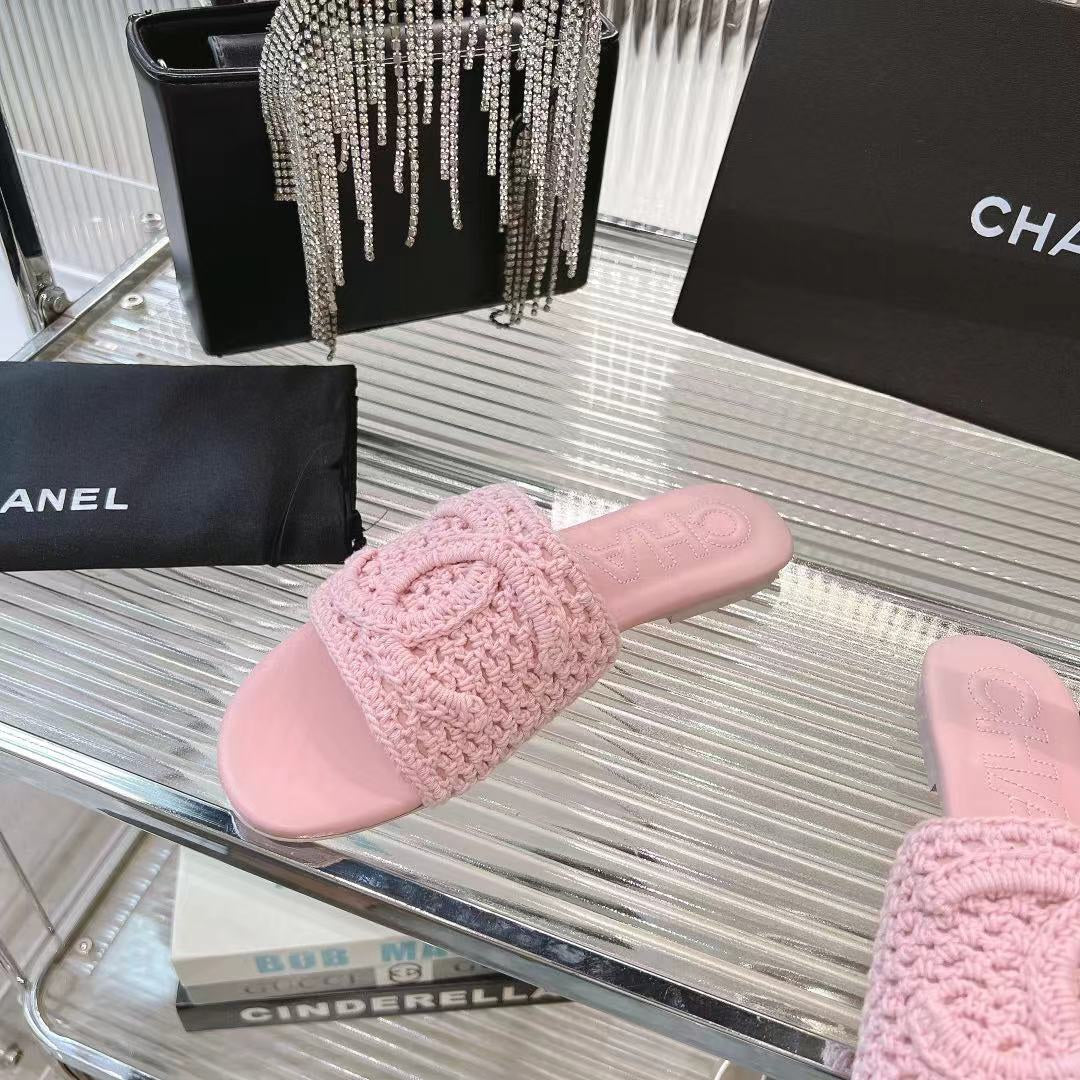 SLIPPERS LIGHT PINK SHEEPSKIN - 35
