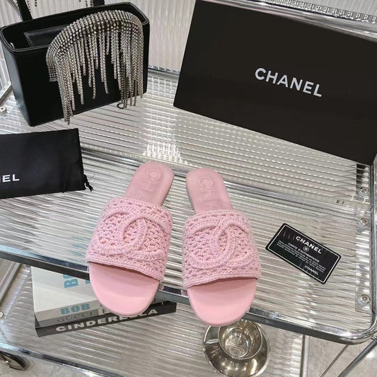 SLIPPERS LIGHT PINK SHEEPSKIN - 35