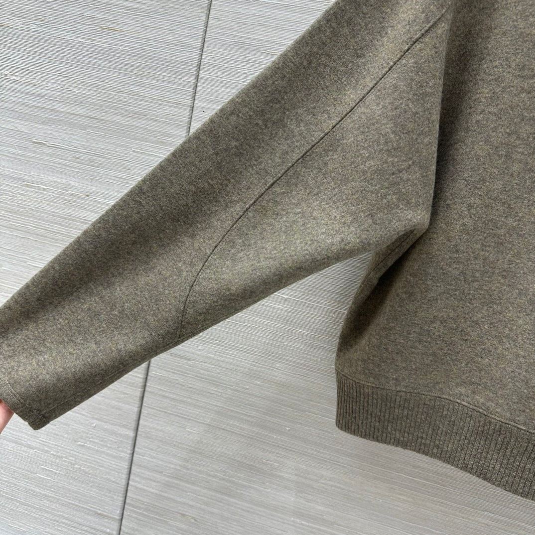 LP CREWNECK SWEATER STYLE 142