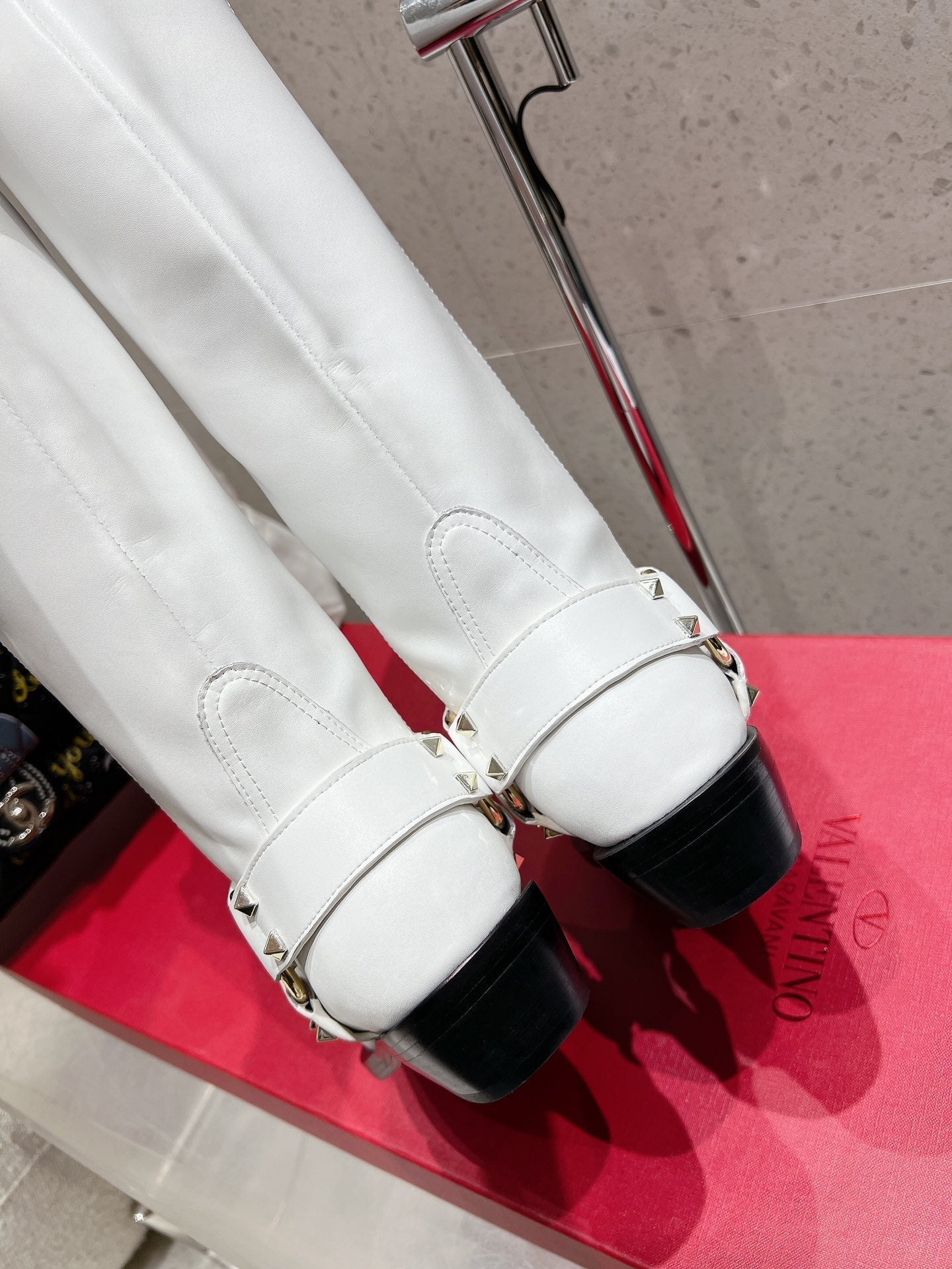 VALENTINO 25S KNEE-HIGH BOOTS IN WHITE CALFSKIN STYLE 3 - 35