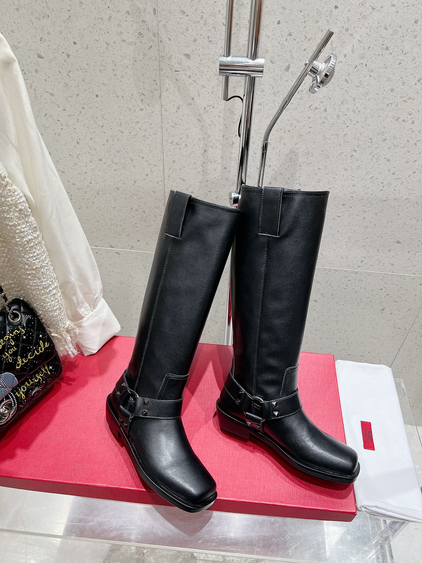 VALENTINO 25S KNEE-HIGH BOOTS IN BLACK CALFSKIN STYLE 1 - 35