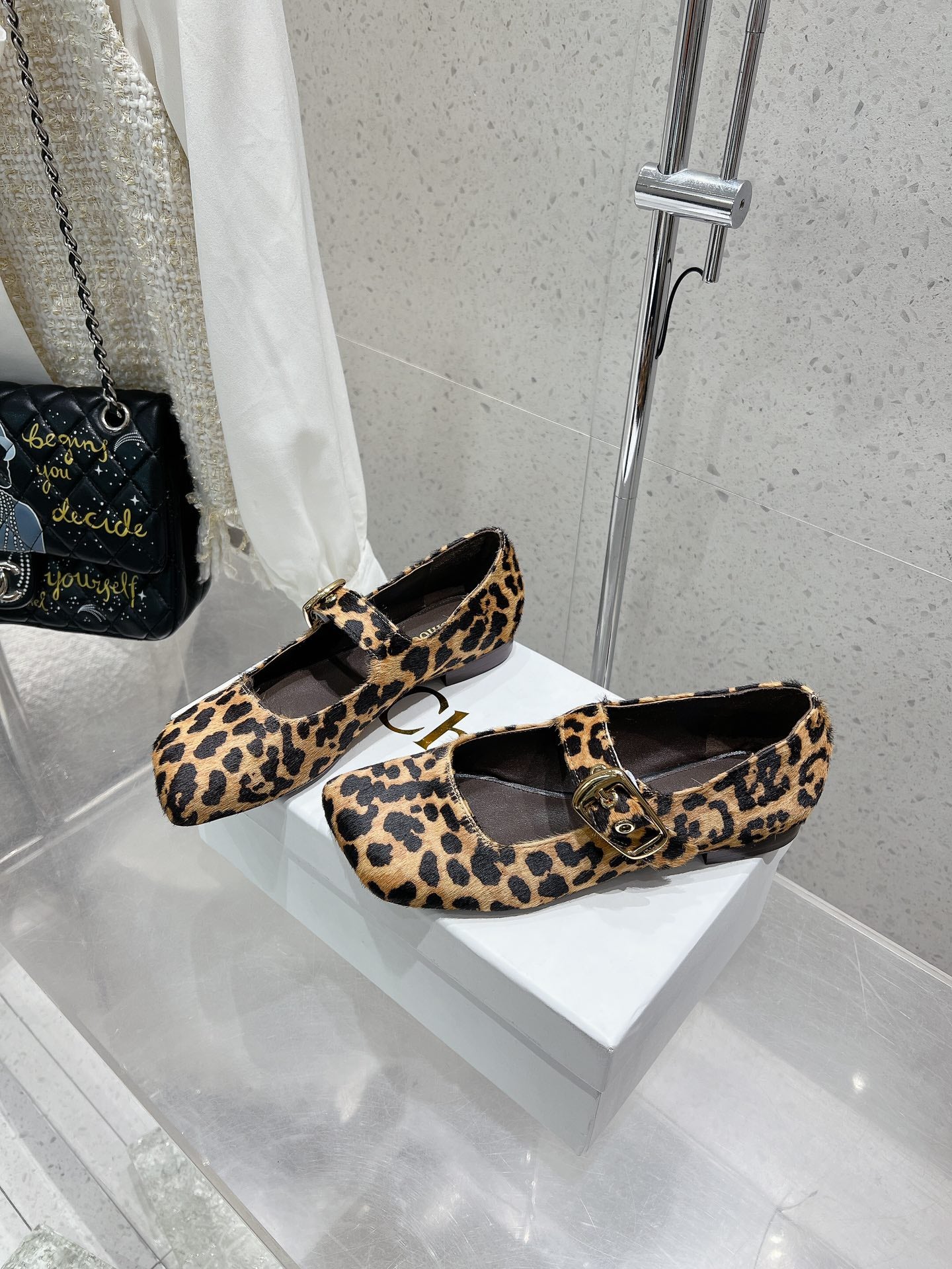 CHLOÉ 26S MARY JANE FLATS IN LEOPARD PRINT PONY HAIR