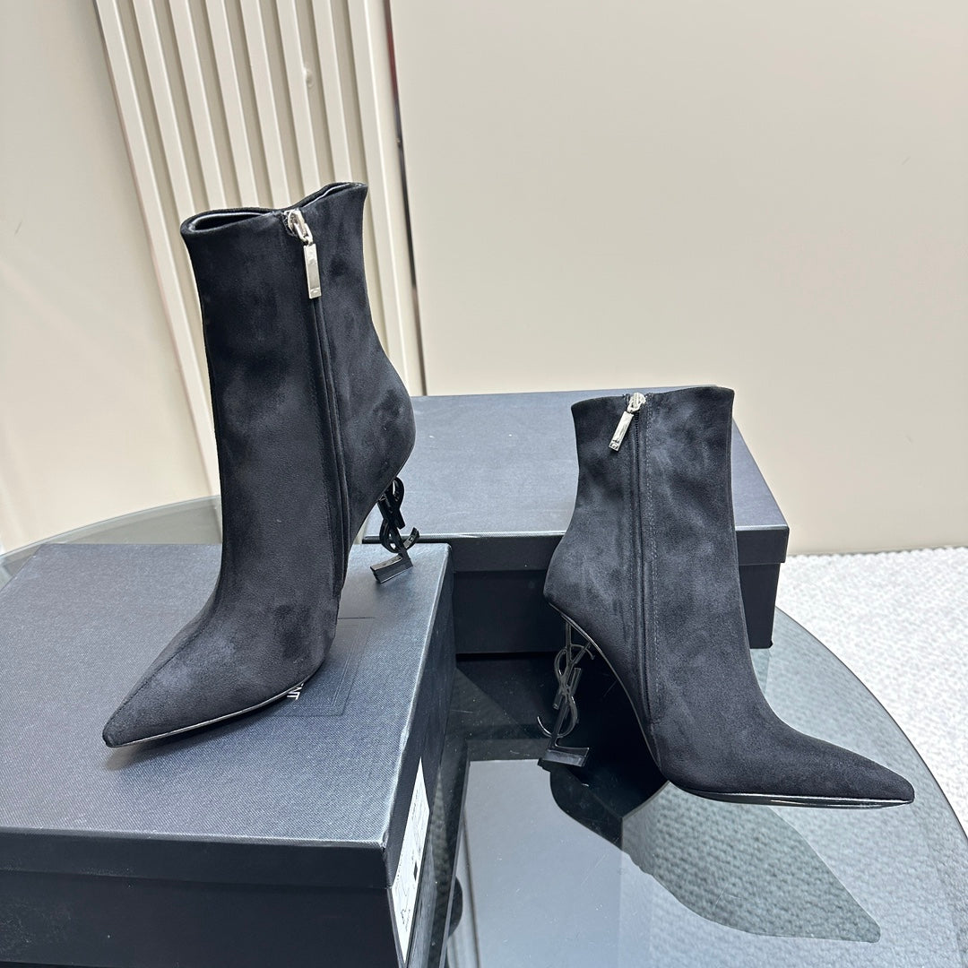 SL OPYUM HEELED BOOT BLACK SUEDE - 35