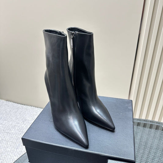 SL OPYUM HEELED BOOT BLACK CALFSKIN - 35