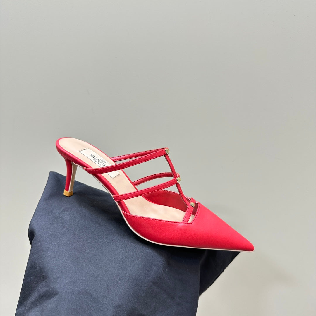 ROCKSTUD WISPY CHERRY RED CALFSKIN MULE 60MM - 34