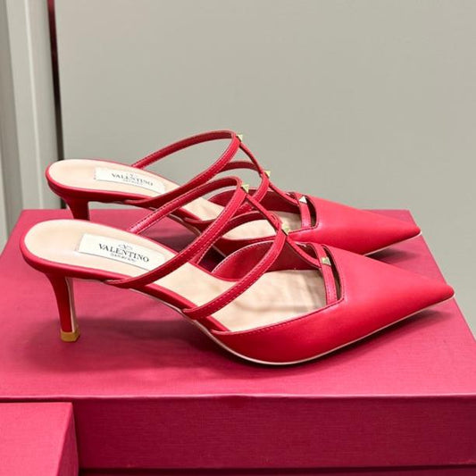 ROCKSTUD WISPY CHERRY RED CALFSKIN MULE 60MM - 34