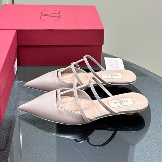 ROCKSTUD WISPY SOFT PINK CALFSKIN MULE 20MM - 35
